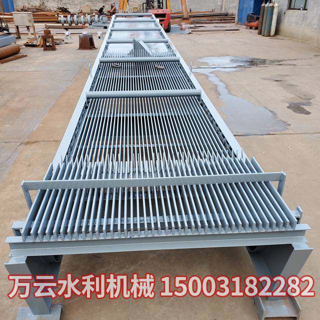 回轉(zhuǎn)式格柵除污機(jī) (7)
